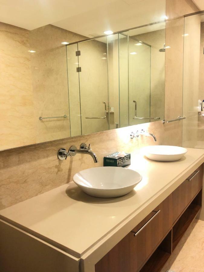 The Suites At Waterside Straits Quay By Plush Bagan Jermal Chambre photo